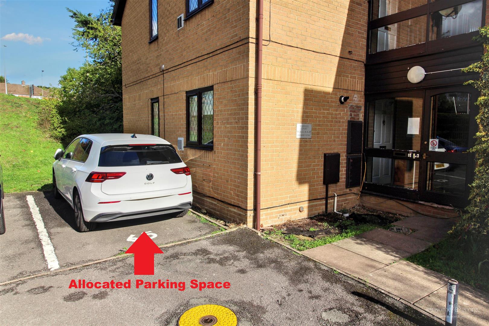 Ashmere Close, Calcot, Reading
